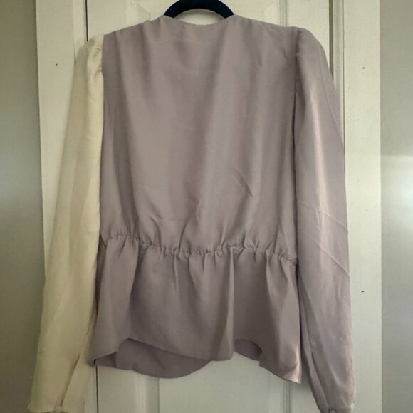 Express Colorblock Puff Sleeve Wrap Top – Size XL - Picture 4 of 4